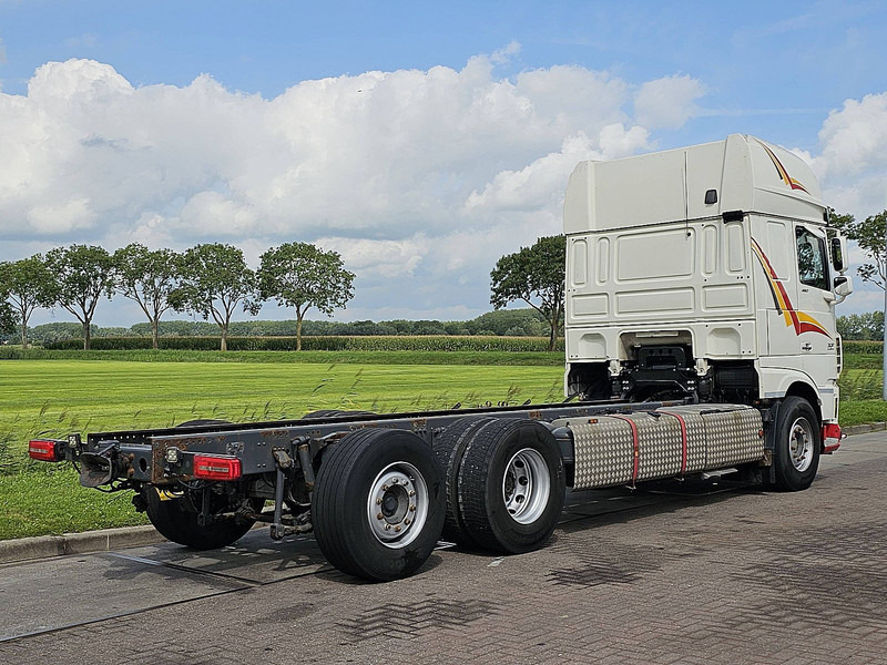 DAF XF 460 intarder - Šasija kravas automašīna: foto 3 DAF XF 460 intarder - Šasija kravas automašīna: foto 3