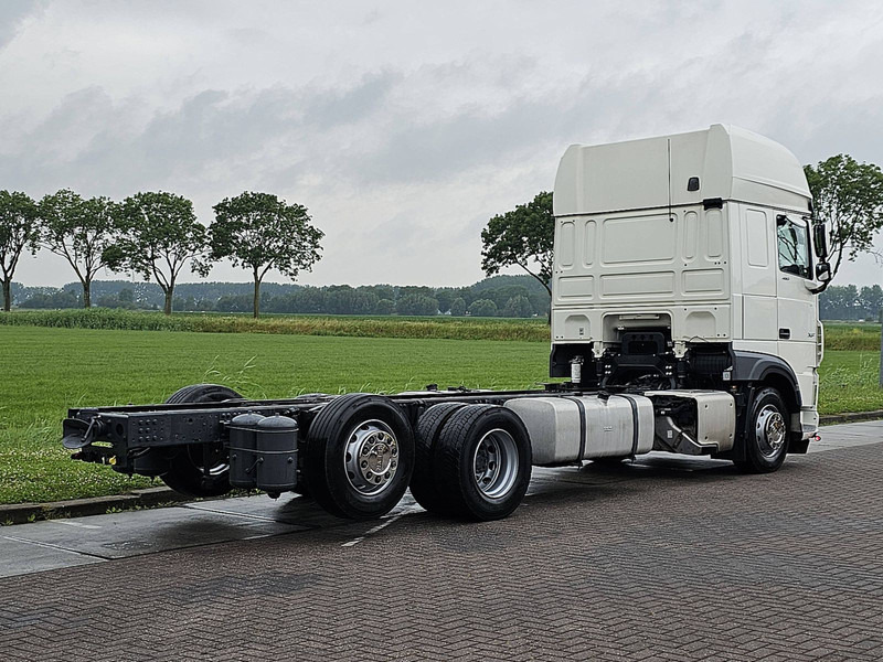 DAF XF 480 SSC 6X2 FAR INTARDER - Šasija kravas automašīna: foto 3 DAF XF 480 SSC 6X2 FAR INTARDER - Šasija kravas automašīna: foto 3