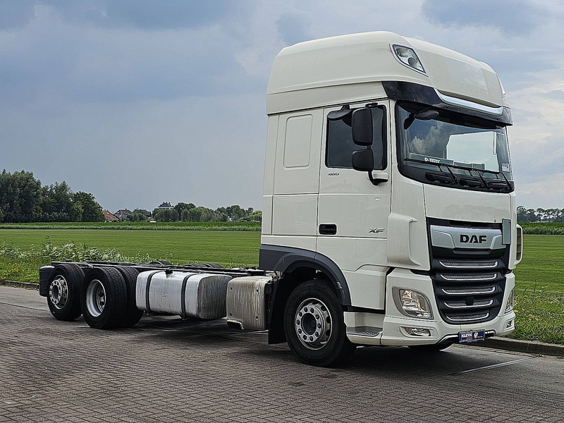 DAF XF 480 SSC 6X2 FAR INTARDER - Šasija kravas automašīna: foto 5 DAF XF 480 SSC 6X2 FAR INTARDER - Šasija kravas automašīna: foto 5