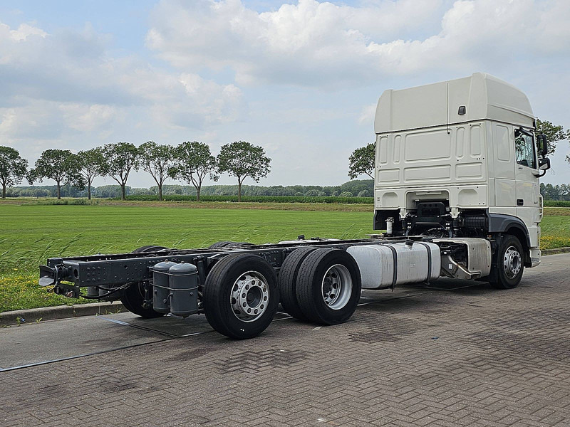 DAF XF 480 SSC 6X2 FAR INTARDER - Šasija kravas automašīna: foto 3 DAF XF 480 SSC 6X2 FAR INTARDER - Šasija kravas automašīna: foto 3