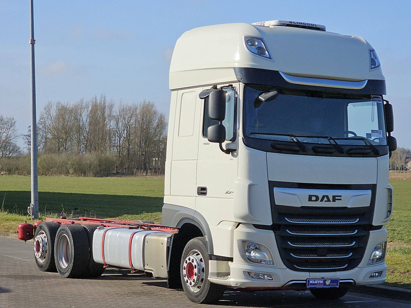 DAF XF 480 SSC 6X2 FAR INTARDER - Šasija kravas automašīna: foto 5 DAF XF 480 SSC 6X2 FAR INTARDER - Šasija kravas automašīna: foto 5