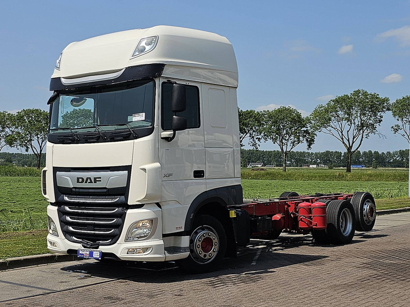DAF XF 480 SSC 6X2 FAR INTARDER - Šasija kravas automašīna: foto 2 DAF XF 480 SSC 6X2 FAR INTARDER - Šasija kravas automašīna: foto 2