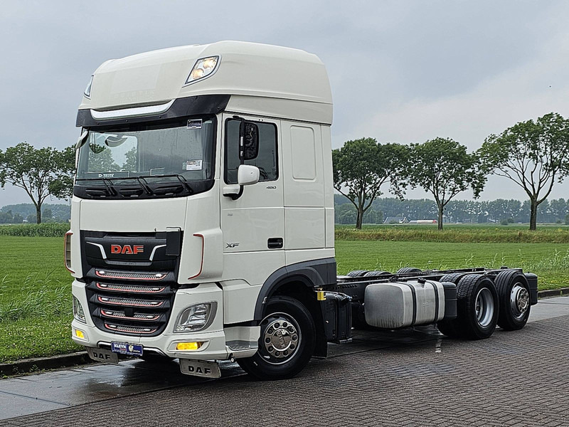 DAF XF 480 SSC 6X2 FAR INTARDER - Šasija kravas automašīna: foto 2 DAF XF 480 SSC 6X2 FAR INTARDER - Šasija kravas automašīna: foto 2