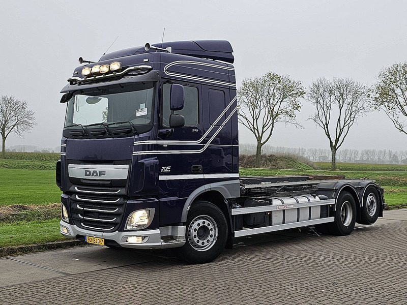 DAF XF 510 6X2 FAN STEERAXLE - Kravas automašīna - kabeļu sistēma: foto 2 DAF XF 510 6X2 FAN STEERAXLE - Kravas automašīna - kabeļu sistēma: foto 2