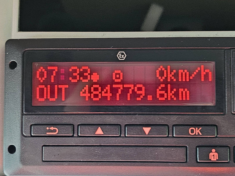 Kravas automašīna pašizgāzējs DAF XF 530 8X4 FAW STEEL TIPPER: foto 8