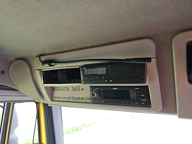 Kravas automašīna ar slēgto virsbūvi Iveco 150E22 EUROCARGO 150-220 AIRCO LIFT: foto 12