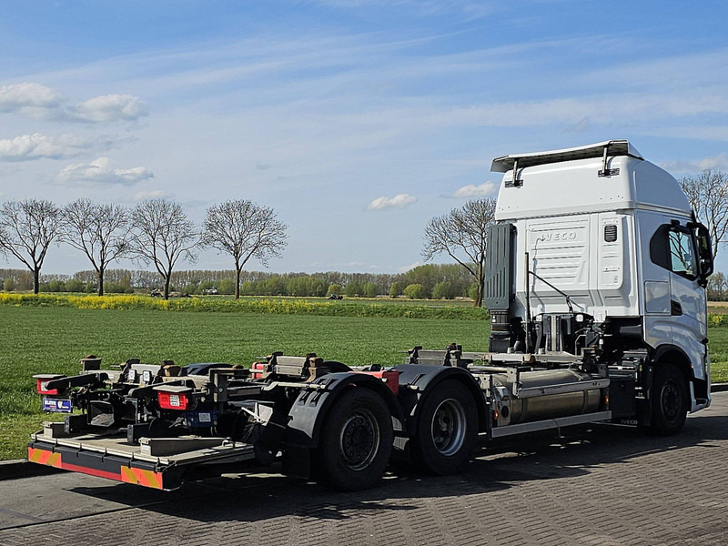 Iveco S-WAY AS260S46 LNG INT. STEERAXLE - Konteineru vedējs/ Kravas automašīna ar noņemamā virsbūve: foto 3 Iveco S-WAY AS260S46 LNG INT. STEERAXLE - Konteineru vedējs/ Kravas automašīna ar noņemamā virsbūve: foto 3