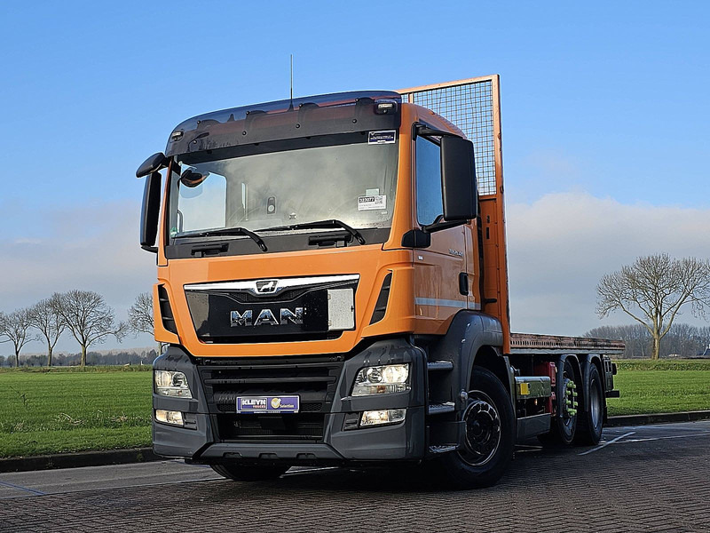 MAN 26.420 TGS 6X2/4 ADR AT 285TKM - Bortu kravas automašīna/ Platforma: foto 1 MAN 26.420 TGS 6X2/4 ADR AT 285TKM - Bortu kravas automašīna/ Platforma: foto 1