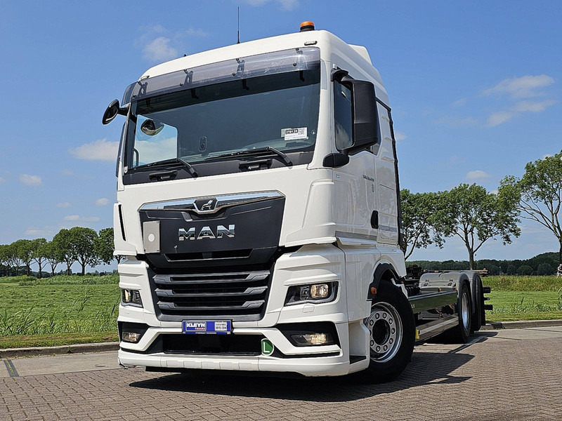MAN 26.470 TGX - Konteineru vedējs/ Kravas automašīna ar noņemamā virsbūve: foto 1 MAN 26.470 TGX - Konteineru vedējs/ Kravas automašīna ar noņemamā virsbūve: foto 1