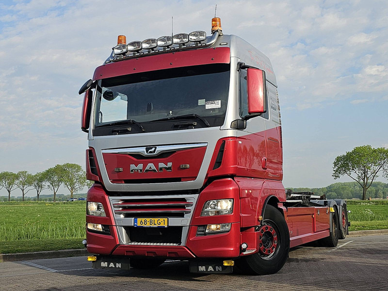 MAN 26.500 TGX 6X2 VDL 25 TON - Pacēlājs ar āķi: foto 1 MAN 26.500 TGX 6X2 VDL 25 TON - Pacēlājs ar āķi: foto 1