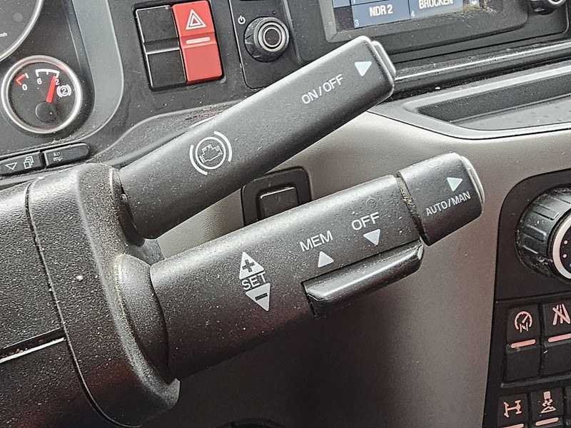 Kravas automašīna ar slēgto virsbūvi MAN 8.190 TGL AIRCO AUTOMATIC LIFT: foto 10