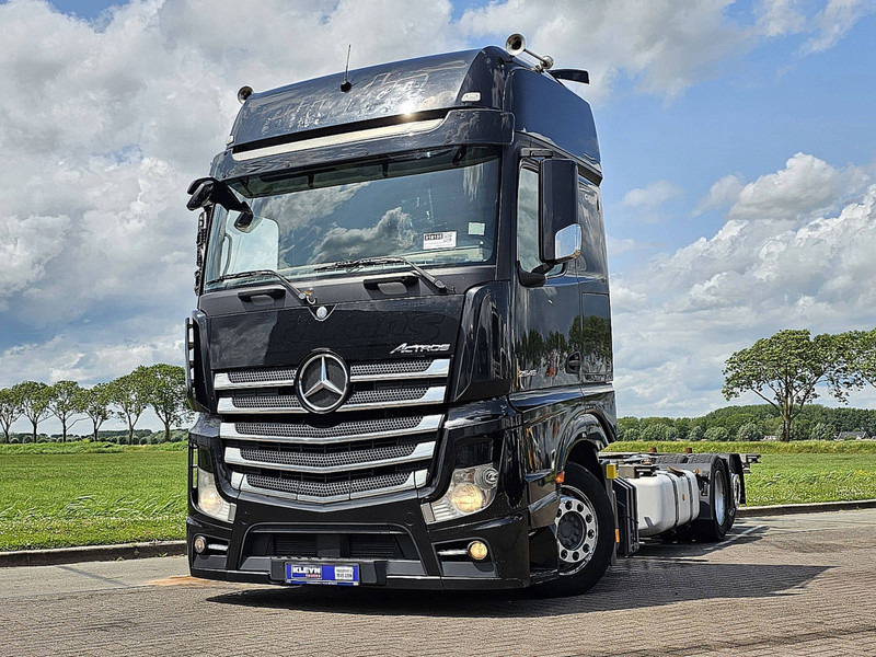 Mercedes-Benz ACTROS 2540 - Konteineru vedējs/ Kravas automašīna ar noņemamā virsbūve: foto 1 Mercedes-Benz ACTROS 2540 - Konteineru vedējs/ Kravas automašīna ar noņemamā virsbūve: foto 1