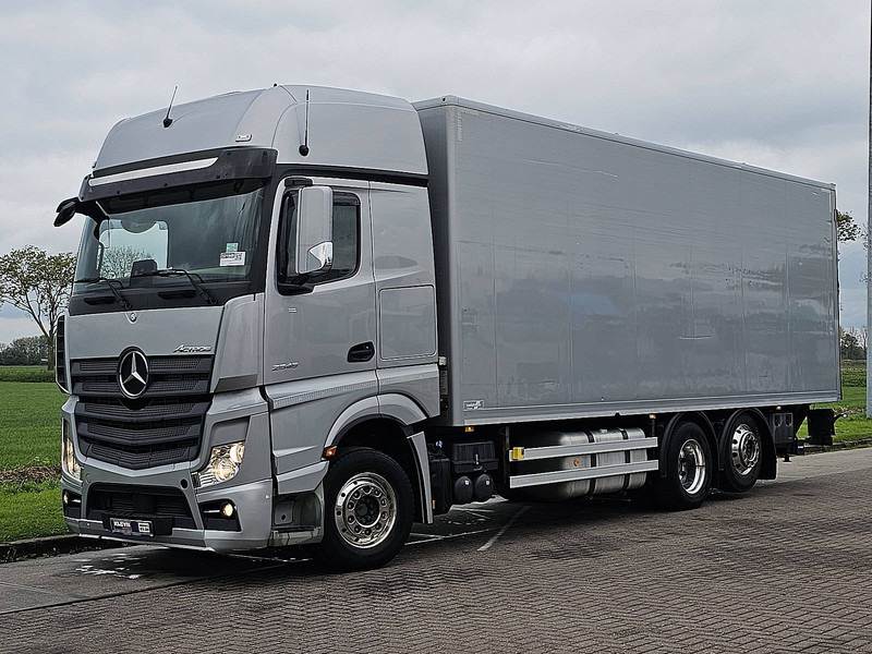 Mercedes-Benz ACTROS 2645 6X2*4 RET. 3T LIFT - Kravas automašīna ar slēgto virsbūvi: foto 2 Mercedes-Benz ACTROS 2645 6X2*4 RET. 3T LIFT - Kravas automašīna ar slēgto virsbūvi: foto 2