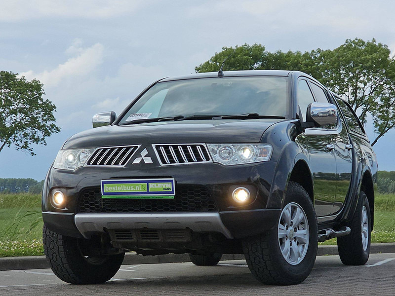 Mitsubishi L200 2.5 clima 4X4 RHD - Pikaps: foto 1 Mitsubishi L200 2.5 clima 4X4 RHD - Pikaps: foto 1