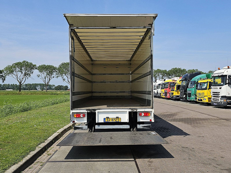 Kravas automašīna ar slēgto virsbūvi Renault D 240 11.9T AIRCO TAILLIFT: foto 14