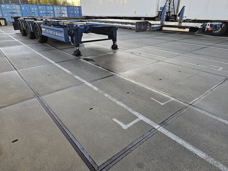 Renders ROC 16.27CC - Puspiekabe noņemamā virsbūve/ Konteineru vedējs: foto 3 Renders ROC 16.27CC - Puspiekabe noņemamā virsbūve/ Konteineru vedējs: foto 3