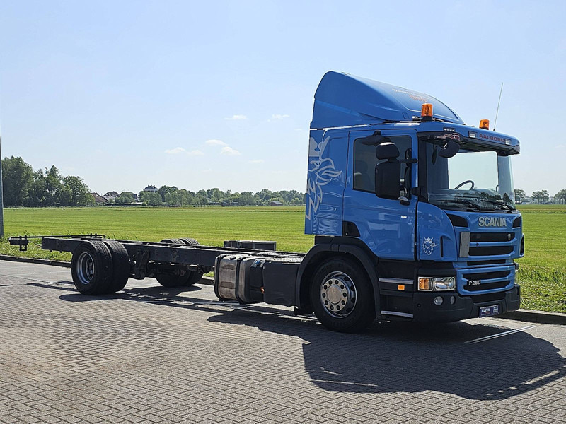 Scania P250 310TKM AIRCO WB560 - Šasija kravas automašīna: foto 5 Scania P250 310TKM AIRCO WB560 - Šasija kravas automašīna: foto 5