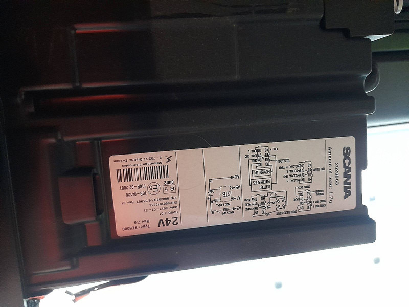 Kravas automašīna ar tentu Scania R450 6X2*4 RET COMBI LIFT: foto 18
