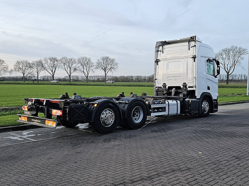 Scania R450 6X2*4 RETARDER - Konteineru vedējs/ Kravas automašīna ar noņemamā virsbūve: foto 3 Scania R450 6X2*4 RETARDER - Konteineru vedējs/ Kravas automašīna ar noņemamā virsbūve: foto 3