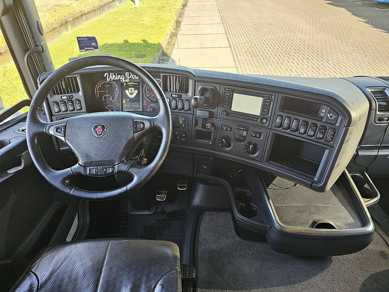 Interior photo 1: Šasija kravas automašīna Scania R730 6X4 HNB RETARDER PTO Interior photo 1: Šasija kravas automašīna Scania R730 6X4 HNB RETARDER PTO