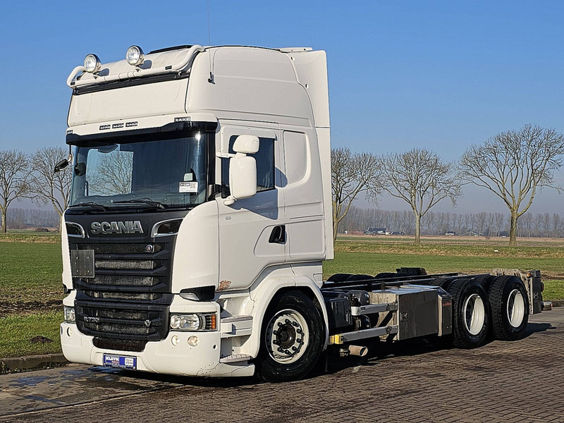 Scania R730 6X4 HNB RETARDER PTO - Šasija kravas automašīna: foto 2 Scania R730 6X4 HNB RETARDER PTO - Šasija kravas automašīna: foto 2