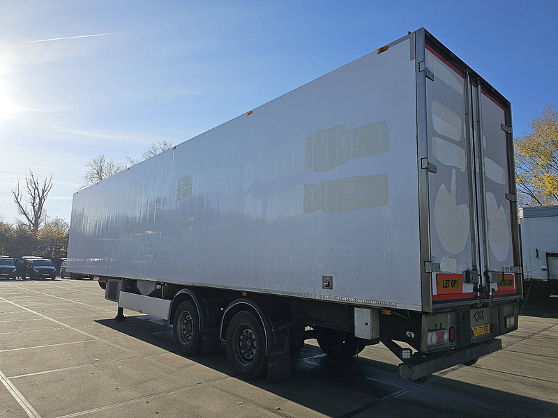 Van Eck U T-2 I - Puspiekabe slēgtā virsbūve: foto 5 Van Eck U T-2 I - Puspiekabe slēgtā virsbūve: foto 5