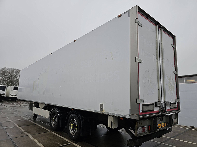 Van Eck U T-2 I - Puspiekabe slēgtā virsbūve: foto 5 Van Eck U T-2 I - Puspiekabe slēgtā virsbūve: foto 5