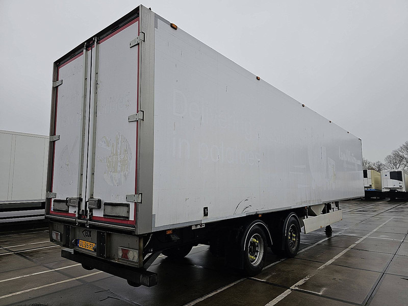 Van Eck U T-2 I - Puspiekabe slēgtā virsbūve: foto 2 Van Eck U T-2 I - Puspiekabe slēgtā virsbūve: foto 2