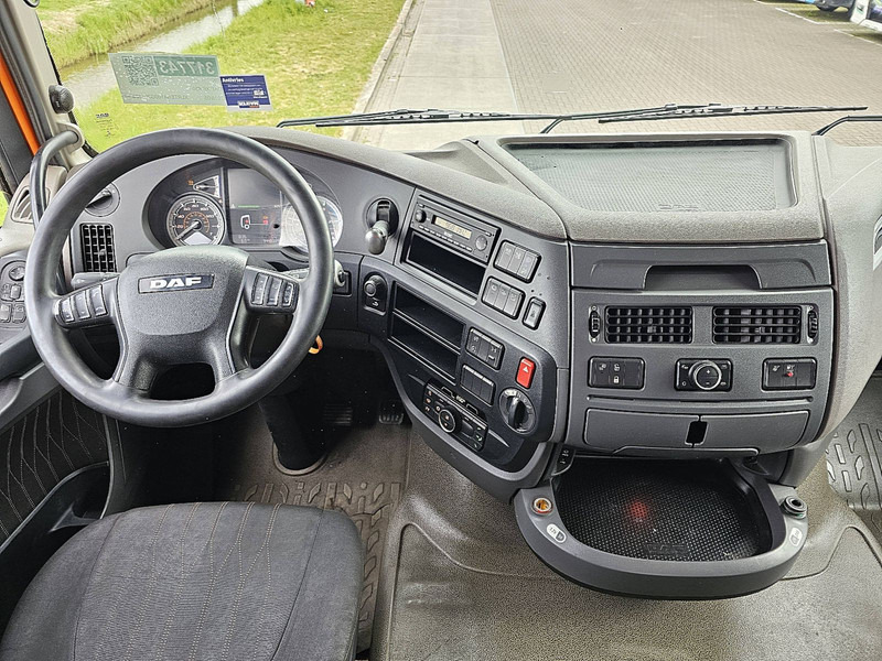 Interior photo 1: Vilcējs DAF XF 450