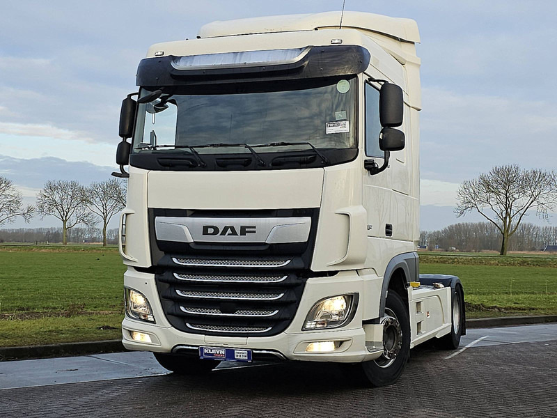 DAF XF 450 SPACECAB SKIRTS - Vilcējs: foto 1 DAF XF 450 SPACECAB SKIRTS - Vilcējs: foto 1