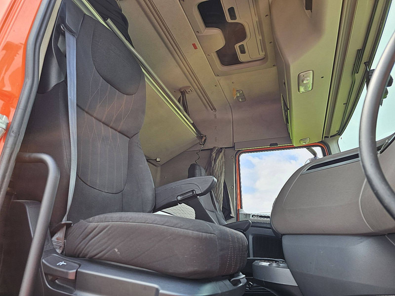 Vilcējs DAF XF 450 SPACECAB SPOILERS: foto 7
