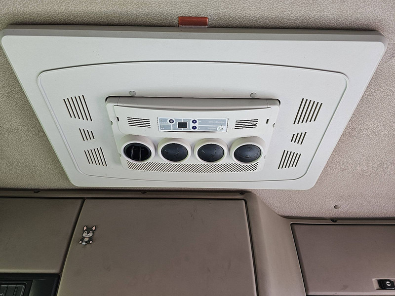 Vilcējs DAF XF 460 SPACECAB INTARDER: foto 11