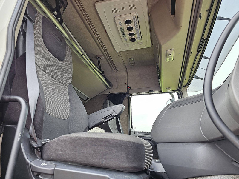 Vilcējs DAF XF 460 SPACECAB INTARDER: foto 7