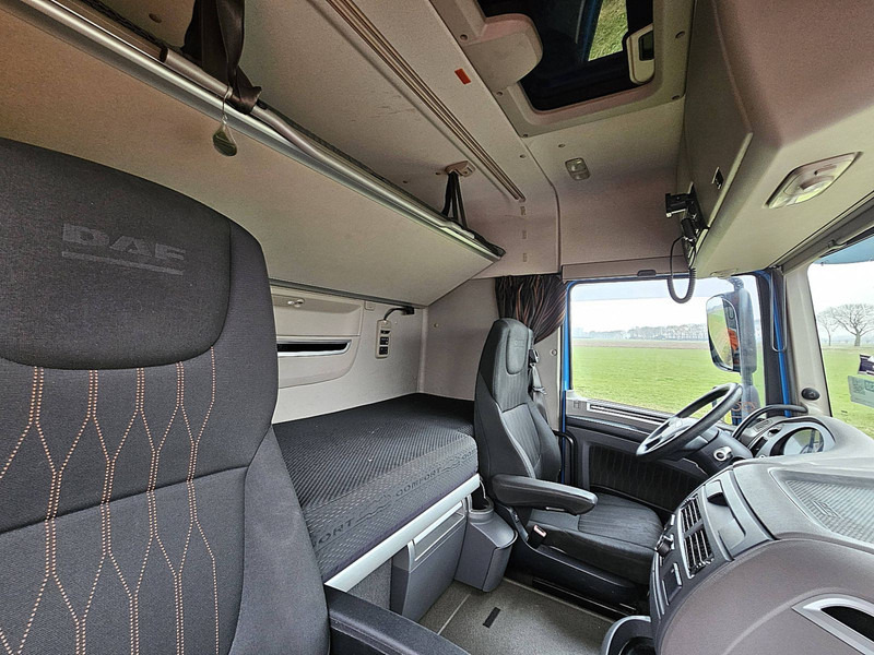 Interior photo 3: Vilcējs DAF XF 480 SPACECAB LED 2X TANK