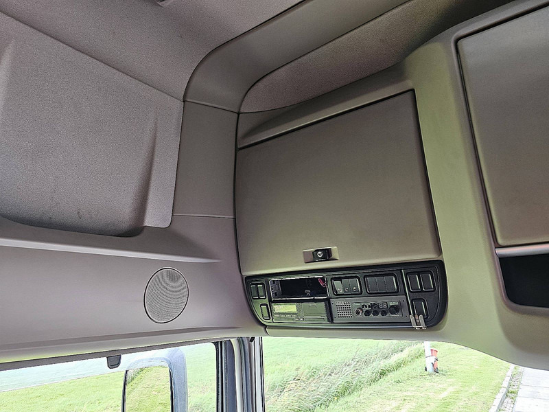 Vilcējs DAF XF 480 SUPERSPACECAB SKIRTS: foto 10