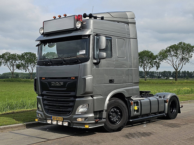 DAF XF 530 MANUAL SHOW TRUCK - Vilcējs: foto 2 DAF XF 530 MANUAL SHOW TRUCK - Vilcējs: foto 2