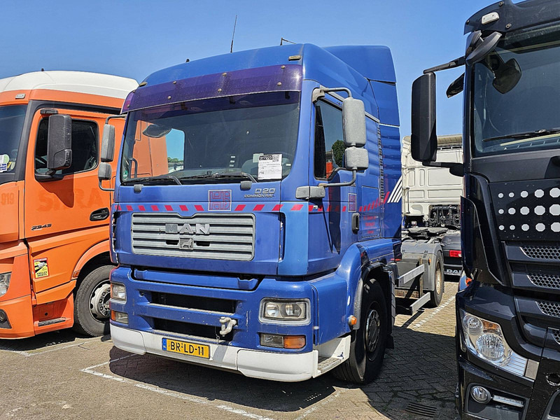 MAN 18.390 TGA LX NL-TRUCK - Vilcējs: foto 2 MAN 18.390 TGA LX NL-TRUCK - Vilcējs: foto 2