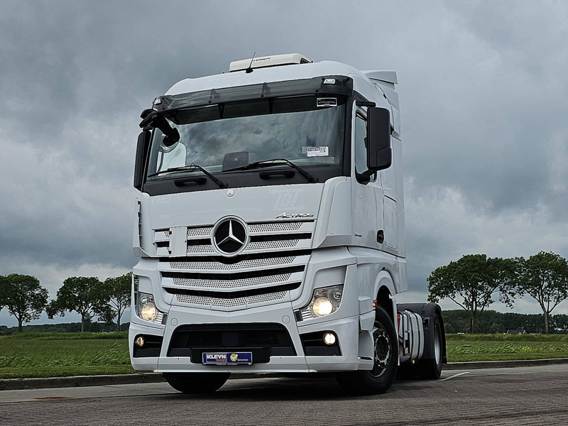 Mercedes-Benz ACTROS 1845 LS - Vilcējs: foto 1 Mercedes-Benz ACTROS 1845 LS - Vilcējs: foto 1