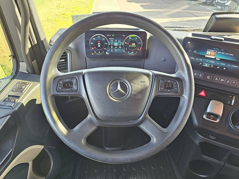 Vilcējs Mercedes-Benz ACTROS 1848 LS STR.SP. RET. 2X TANK: foto 12 Vilcējs Mercedes-Benz ACTROS 1848 LS STR.SP. RET. 2X TANK: foto 12