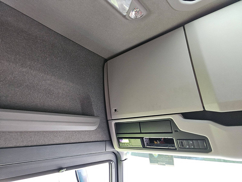 Vilcējs Scania R450: foto 11
