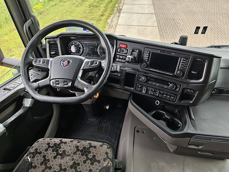 Vilcējs Scania R450: foto 8
