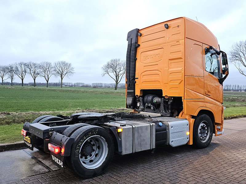 Volvo FH 420 VOITH RET. LEATHER - Vilcējs: foto 3 Volvo FH 420 VOITH RET. LEATHER - Vilcējs: foto 3