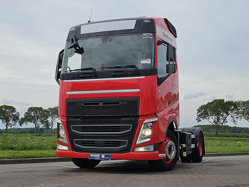 Vilcējs Volvo FH 460 ADR: foto 1