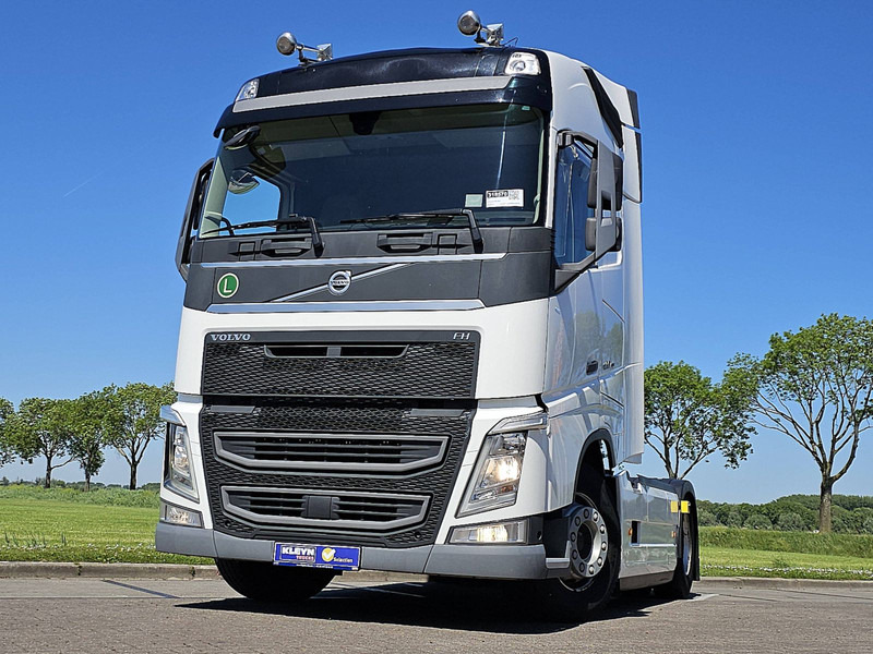 Volvo FH 460 I-SAVE SKIRTS 2XTANK - Vilcējs: foto 1 Volvo FH 460 I-SAVE SKIRTS 2XTANK - Vilcējs: foto 1