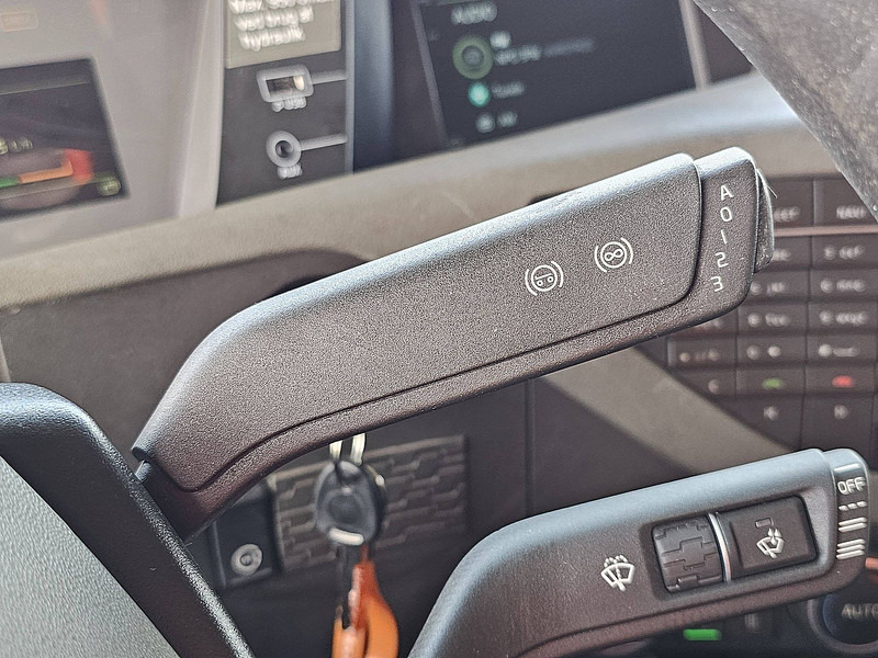 Volvo FH 500 6X2 STEERED PTO+HYDR līzingu Volvo FH 500 6X2 STEERED PTO+HYDR: foto 13