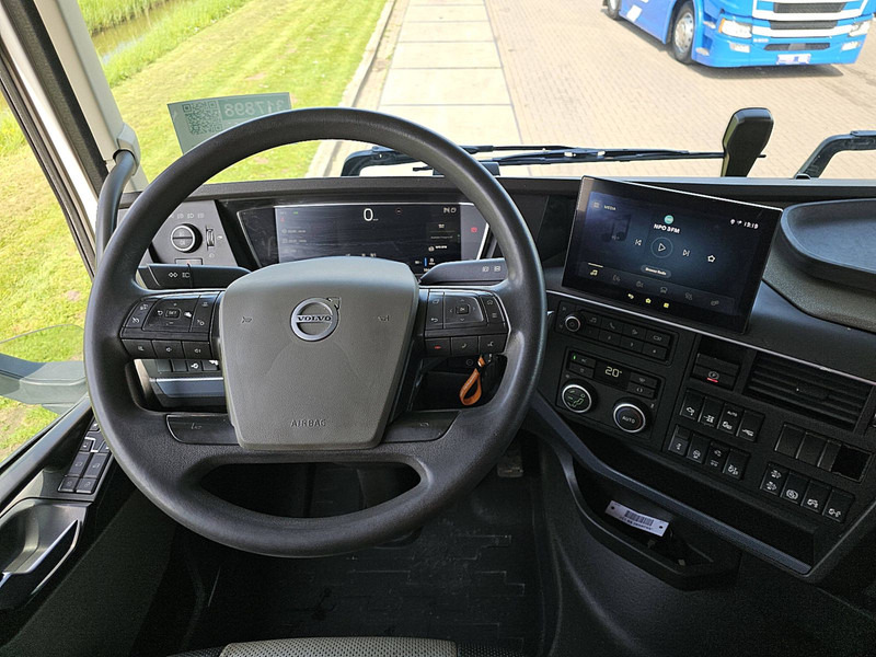 Volvo FH 500 FH5 6X2 STEERED PTO līzingu Volvo FH 500 FH5 6X2 STEERED PTO: foto 8