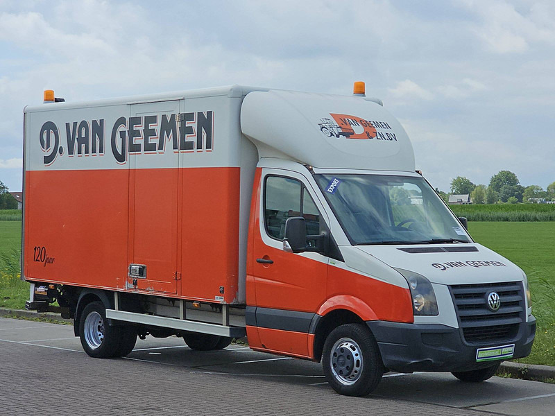 Volkswagen Crafter 50 2.0 XL - Furgons ar slēgtā virsbūve: foto 5 Volkswagen Crafter 50 2.0 XL - Furgons ar slēgtā virsbūve: foto 5