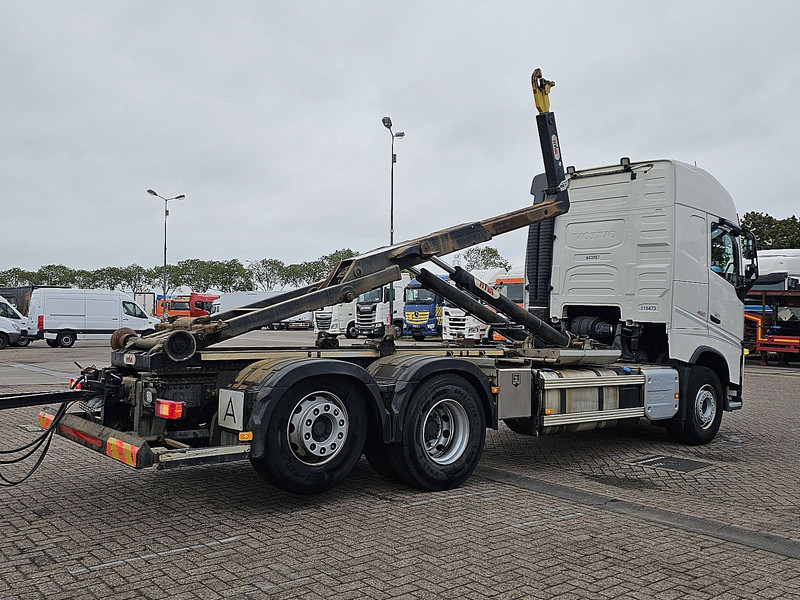 Volvo FH 460 6X2 HYVALIFT 291TKM - Pacēlājs ar āķi: foto 3 Volvo FH 460 6X2 HYVALIFT 291TKM - Pacēlājs ar āķi: foto 3