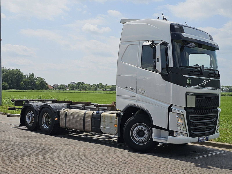 Volvo FH 500 - Konteineru vedējs/ Kravas automašīna ar noņemamā virsbūve: foto 5 Volvo FH 500 - Konteineru vedējs/ Kravas automašīna ar noņemamā virsbūve: foto 5