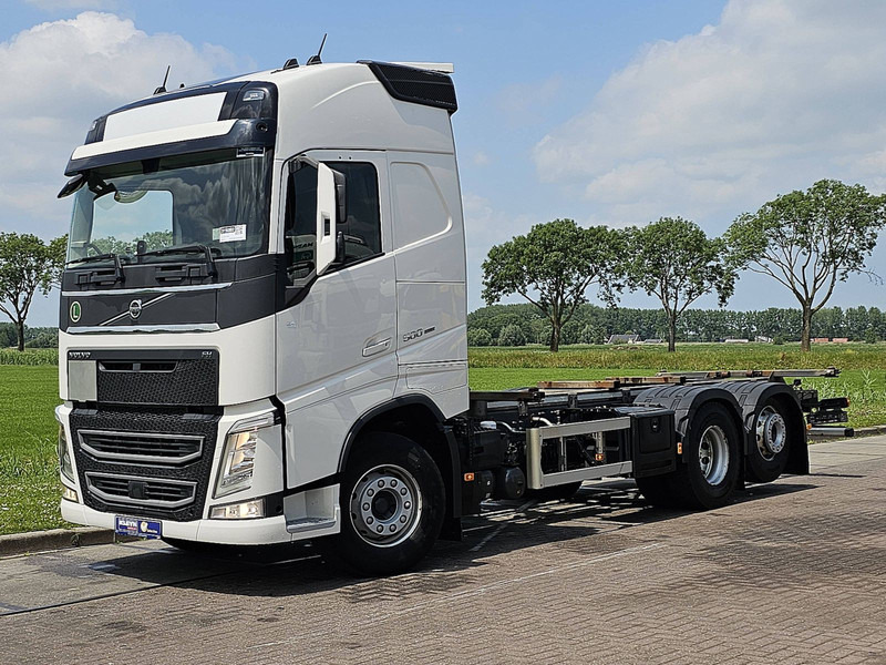 Volvo FH 500 - Konteineru vedējs/ Kravas automašīna ar noņemamā virsbūve: foto 2 Volvo FH 500 - Konteineru vedējs/ Kravas automašīna ar noņemamā virsbūve: foto 2